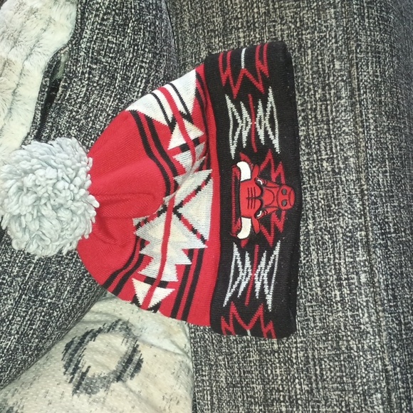 Bulls mithchell and ness tabogin - Picture 4 of 4